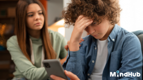 Cyberbullying: cum îl previi și cum îți protejezi copilul?